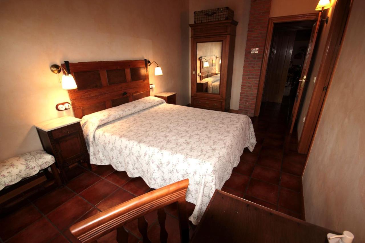 Casa Rural El Meson Briones Esterno foto