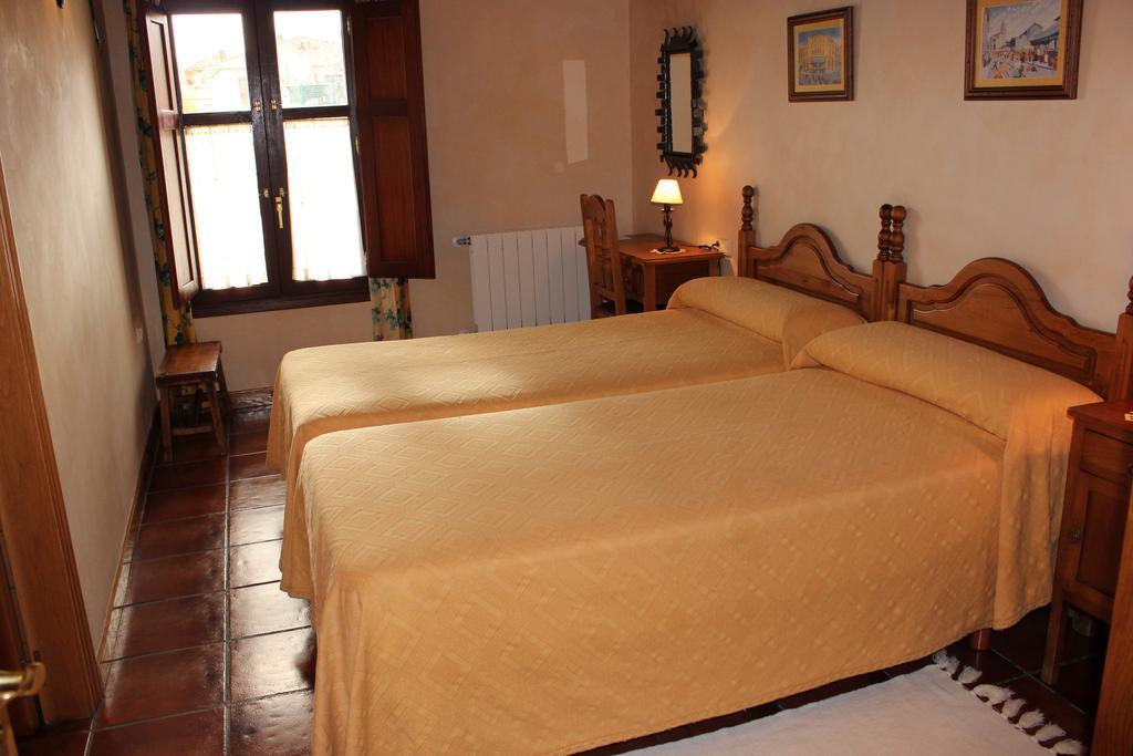 Casa Rural El Meson Briones Esterno foto